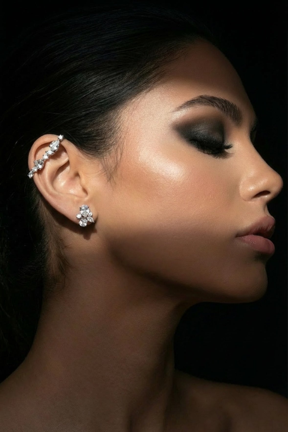 ARMOR White Ear Cuff
